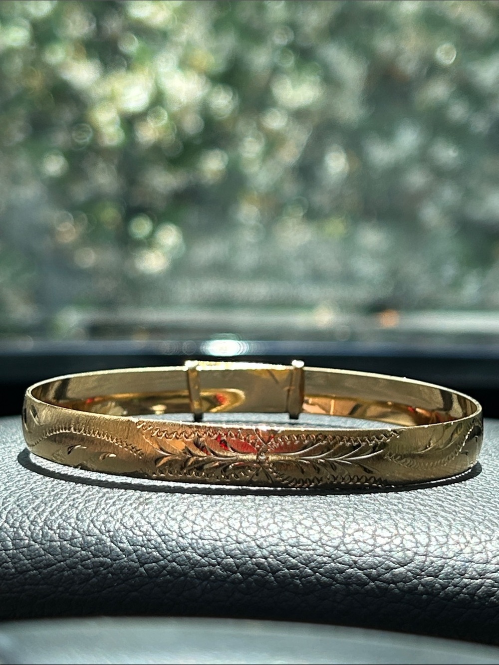 14K Gold Plated Engraved Hinged Bangle Bracelet 8”-8.25”
